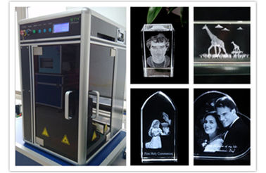 China O diodo bombeou a máquina de gravura de vidro do laser 3D, laser 3D automatizado que cinzela a máquina fornecedor